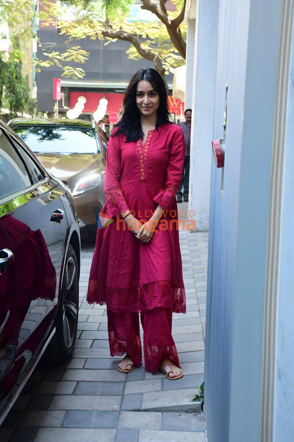 photos shraddha kapoor snapped outside t series office in andheri 3 2