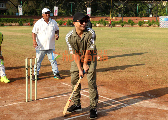 photos shreyas talpade johny lever deepak dobriyal attend the opening of the iftca cricket tournament 8