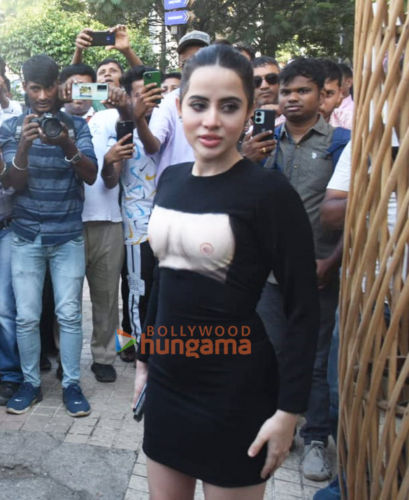 photos uorfi javed snapped in andheri 4 4