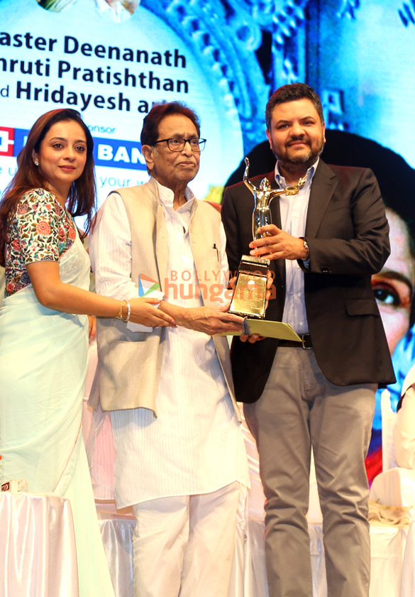 photos vidya balan asha bhosle others snapped at lata deenanath mangeshkar awards 12