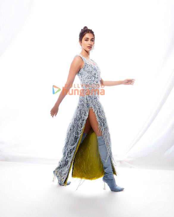 pooja hegde 1 148