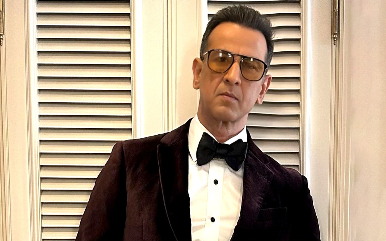 Ronit Roy opens up about cryptic post on being betrayed, assures he's okay; says, “I trust people until they let me down”