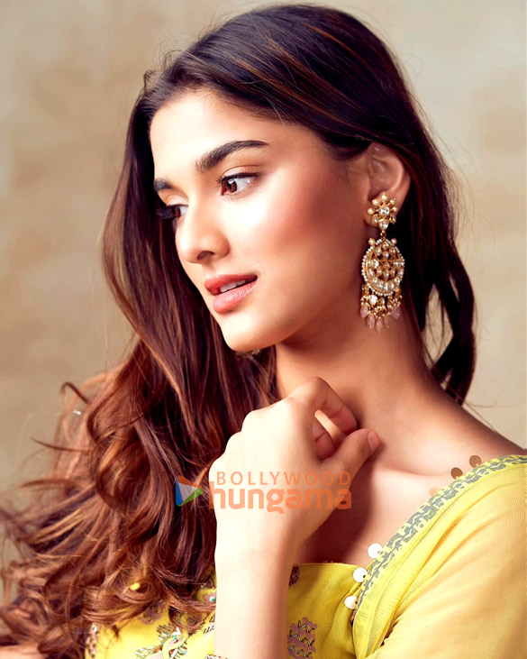 saiee manjrekar 4 2