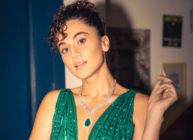 Taapsee Pannu completes 10 years in Bollywood: She’s a RARE actor who has achieved COMMENDABLE box office success with her HATKE choices; all set to deliver her first BLOCKBUSTER with Dunki Taapsee Pannu completes 10 years in Bollywood: She’s a RARE actor who has achieved COMMENDABLE box office success with her HATKE choices; all set to deliver her first BLOCKBUSTER with Dunki