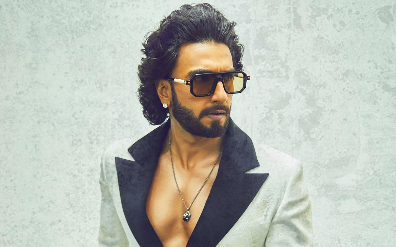 The INSIDE SCOOP on why Ranveer Singh was dropped from The Immortal Ashwatthama; makers look for a BIGGER hero, possibly from down South : Bollywood News