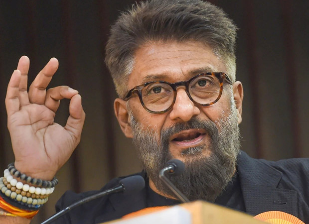 Vivek Agnihotri apologises for offensive tweet against Justice Muralidhar; Delhi High Court cautions him to be careful : Bollywood News