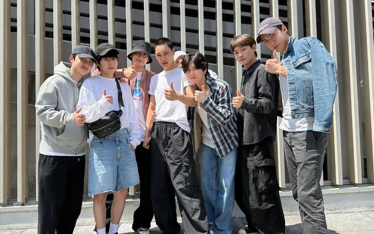 K-pop star Kai begins military service; poses with bandmates in his buzz cut, see pics