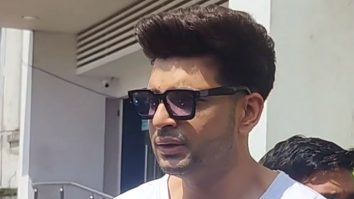 Heartthrob! Karan Kundrra steps out in a plain white tshirt