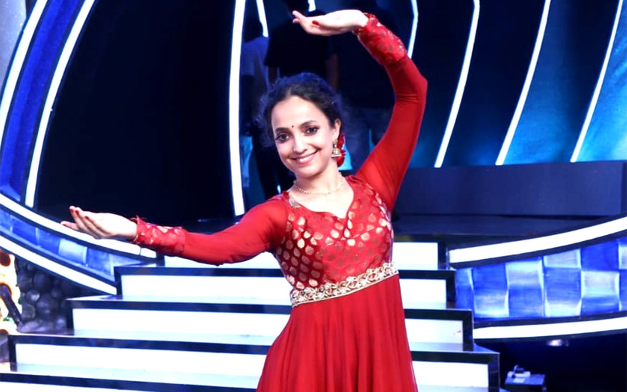 “I wish you choreograph me one day, says Sonali Bendre to choreographer Anuradha on India’s Best Dancer Season 3