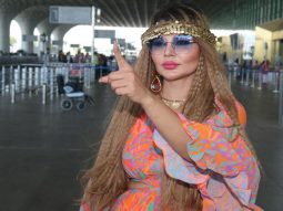 Kisi ke hath na aayegi ye ladki! Rakhi Sawant at the airport