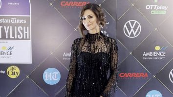 Kriti Kharbanda sizzles in a black tasseled outfit at HT Awards