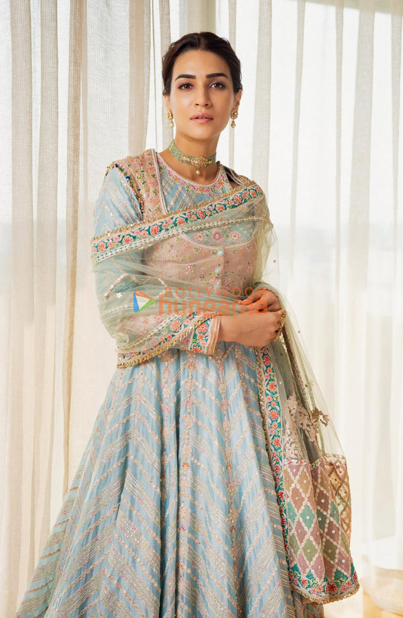 kriti sanon 3 176