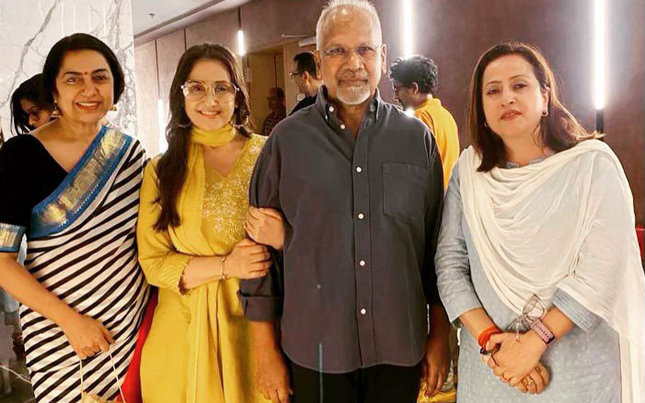 Manisha Koirala reunites with Mani Ratnam at the screening of Ponniyin Selvan 2: ‘He always tries to do things differently’ 