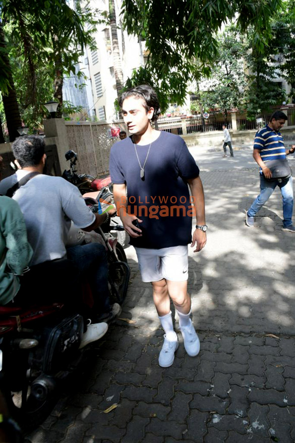Photos: Arhaan Khan snapped in Bandra Photos: Arhaan Khan snapped in Bandra