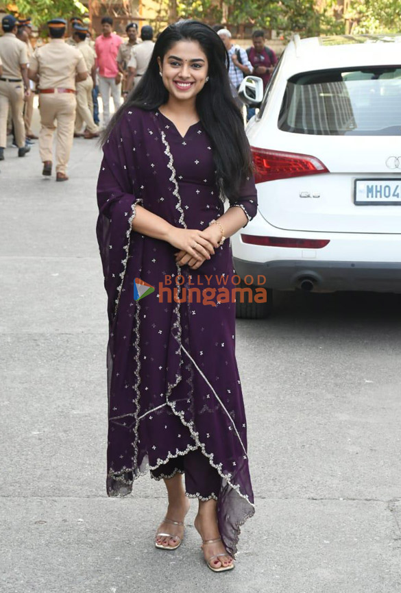 photos cast of the kerala story snapped promoting their film 3