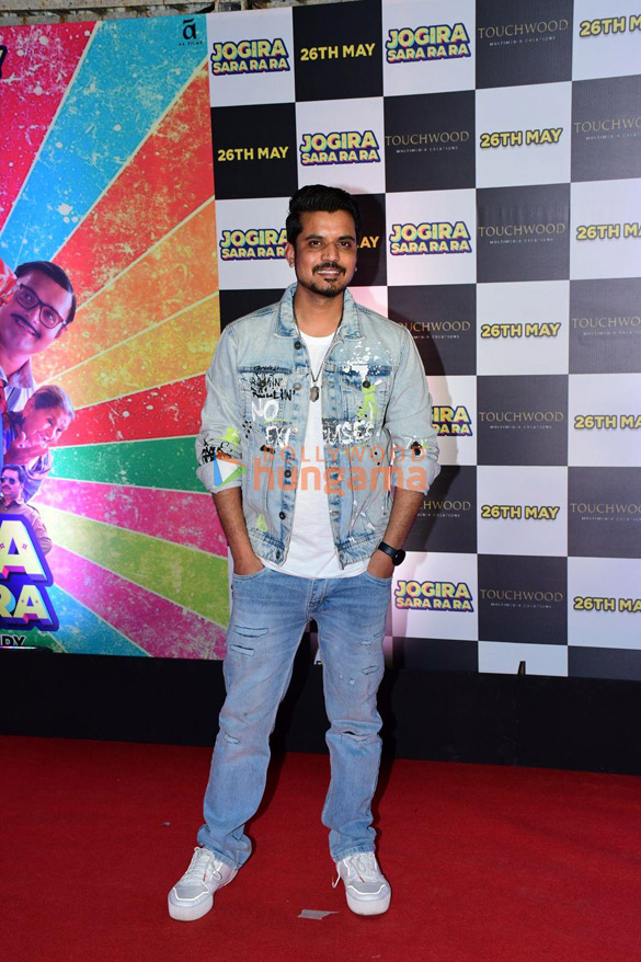 photos celebs grace the premiere of jogira sara ra ra 100 6