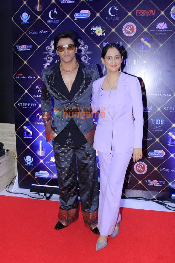 photos celebs snapped at the mumbai achievers awards 2023 6