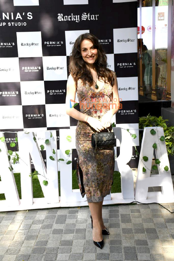 photos elli avrram and rocky s snapped at pernias pop up studio in bandra 3