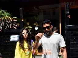 Photos: Farhan Akhtar and Shibani Dandekar snapped in Bandra