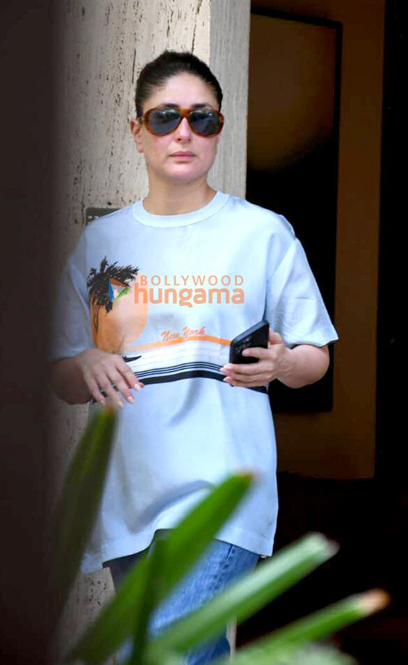 Photos: Kareena Kapoor Khan snapped outside her residence