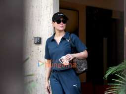 Photos: Kareena Kapoor Khan spotted in Bandra