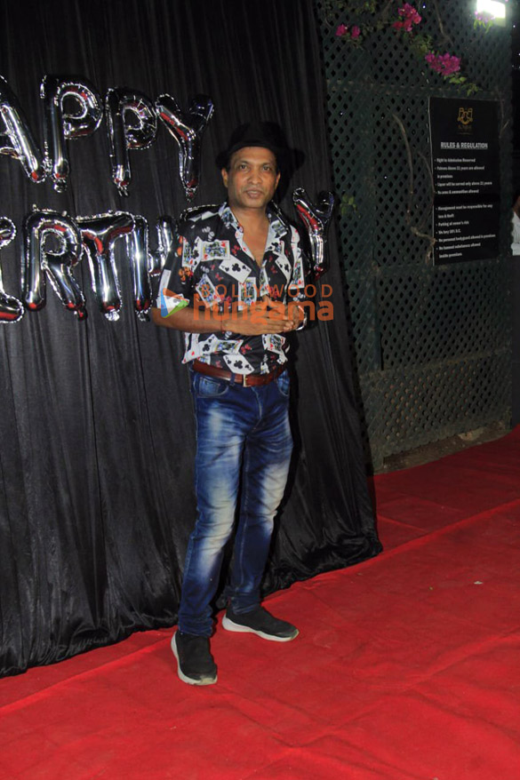 photos palak muchhal at her brother palash muchhals birthday party in andheri1 3