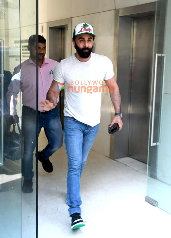 Photos: Ranbir Kapoor snapped at RSVP office Photos: Ranbir Kapoor snapped at RSVP office