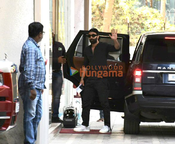 photos ranbir kapoor spotted at t series office 4