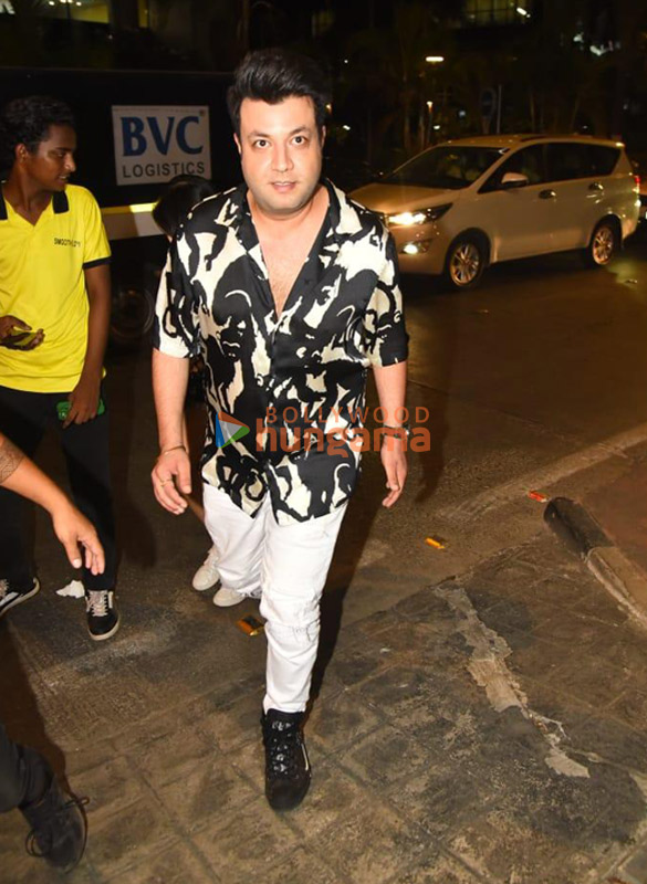 photos shraddha kapoor malaika arora diana penty and others snapped at bkc bandra 7