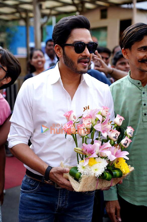 photos shreyas talpade and team snapped at the poster launch of poster boyz 2 3