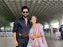 Photos: Vicky Kaushal, Sara Ali Khan, Kriti Sanon and others snapped at the airport