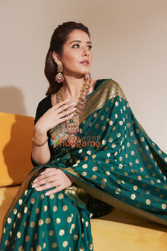 raashii khanna 1 14