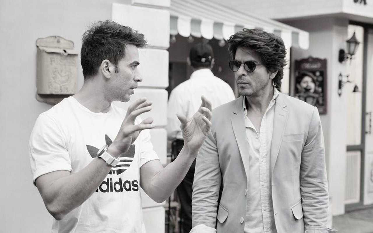 Is Shah Rukh Khan collaborating with Punit Malhotra on his next project? This photo hints so