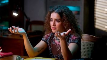 Sanya Malhotra Scans for Fake News! | Kathal | Netflix India