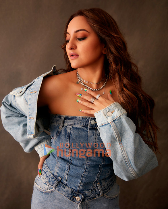 sonakshi sinha 1 161