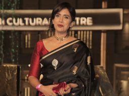 Sonali Kulkarni defines elegance in black saree