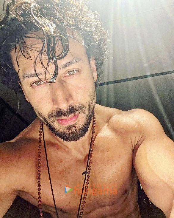 tiger shroff 2 35