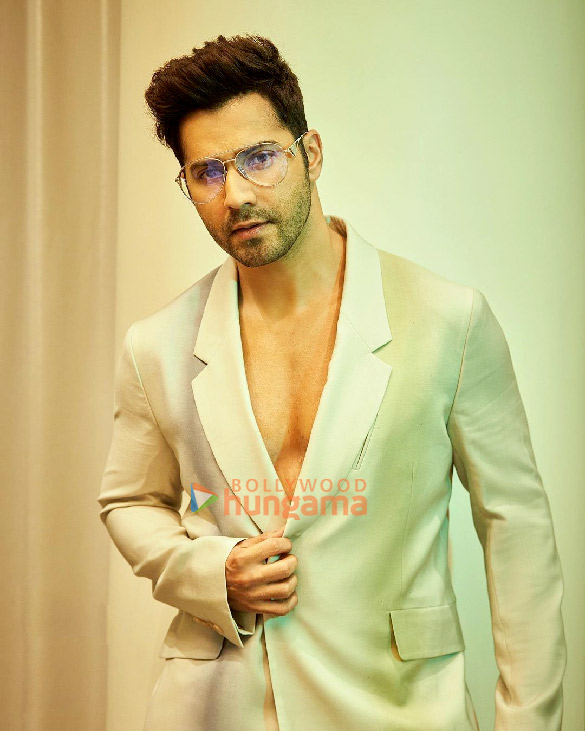 varun dhawan 4 19