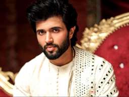 Vijay Deverakonda celebrates his birthday with Samantha Ruth Prabhu and the team of Kushi; watch