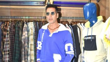 Akshay Kumar rocks those trendy athleisure with utmost swag