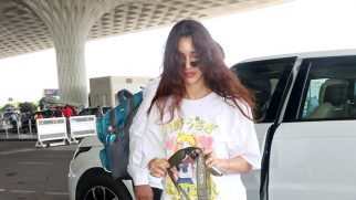 Disha Patani smiles as she gets clicked at the airport
