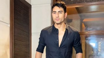Ibrahim Ali Khan looks the hottest in a black shirt at Karan Mehta’s birthday