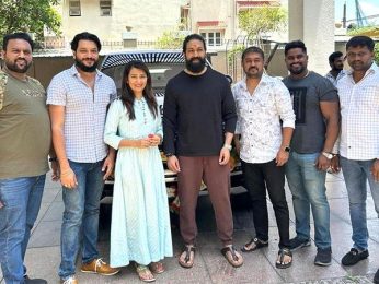 KGF star Yash flaunts his swanky new Range Rover in this latest video that is going viral KGF star Yash flaunts his swanky new Range Rover in this latest video that is going viral