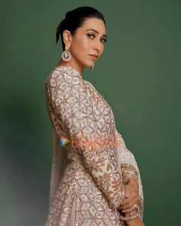 Celeb Photos Of Karisma Kapoor