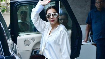 Malaika Arora looks absolutely classy as she gets clicked