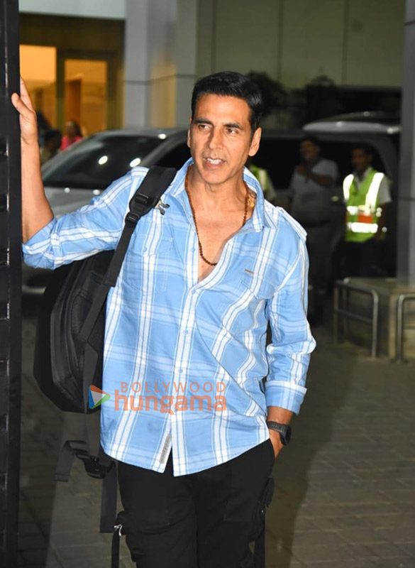 Photos: Akshay Kumar spotted at Kalina airport Photos: Akshay Kumar spotted at Kalina airport
