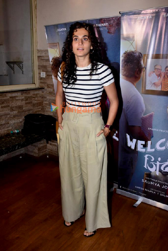 photos celebs attend a screening of the play welcome zindagi 5