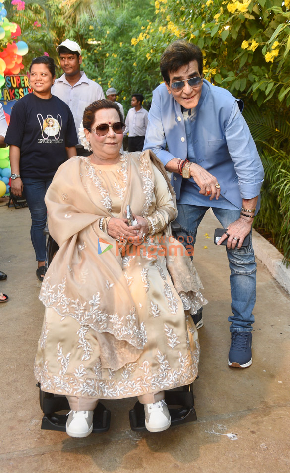 photos celebs grace tusshar kapoors son laksshyas birthday party 11 3