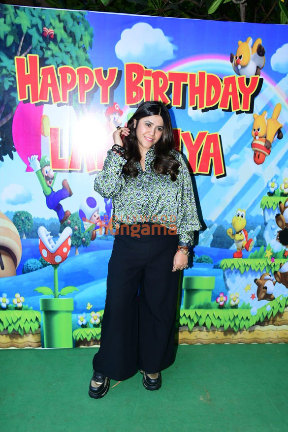 photos celebs grace tusshar kapoors son laksshyas birthday party 2 2