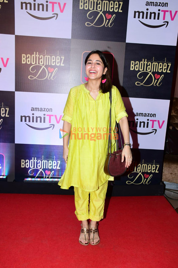 Photos Celebs grace the premiere of Badtameez Dil (1)